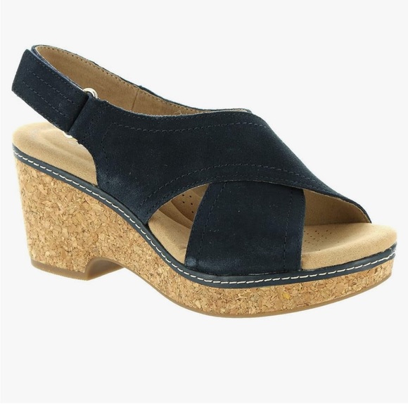 Womens Clarks Giselle Cove Wedge Sandal Navy Suede Size 8 - Picture 1 of 8